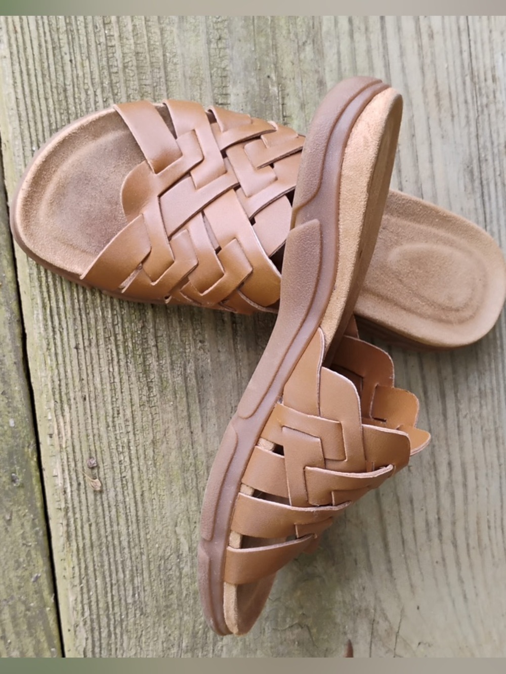 Easy Spirit Vegan Leather Sandals size 7.5M